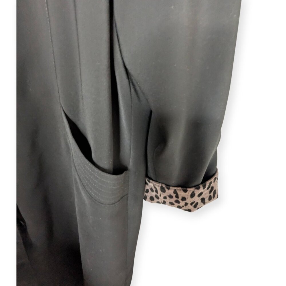Vintage Rainshedder Elegant Black Coat with Leopard Print Accents Womens Size 14 - Picture 8 of 16